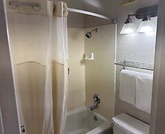 Quality Inn & Suites Lake Havasu City