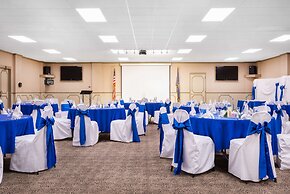 Ramada Hotel & Conference Center by Wyndham Paintsville