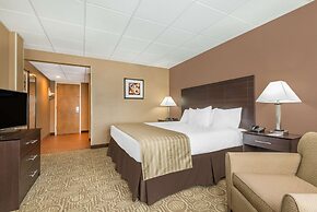 Ramada Hotel & Conference Center by Wyndham Paintsville