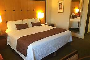 Travelodge by Wyndham Brooklyn Center