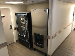 Baymont by Wyndham Grand Rapids Airport