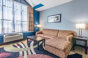 Quality Suites Maumelle - Little Rock NW