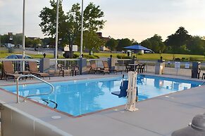 Quality Suites Maumelle - Little Rock NW