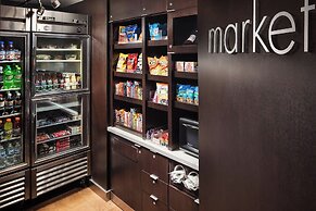 Courtyard by Marriott Indianapolis at the Capitol