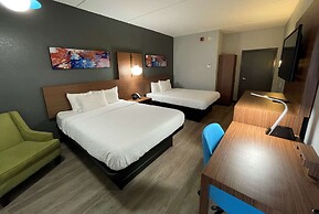 La Quinta Inn & Suites by Wyndham Fayetteville I-95