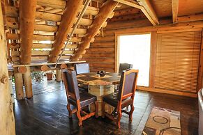 The Boulder Creek Lodge