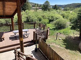 The Boulder Creek Lodge