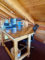 The Boulder Creek Lodge