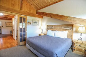The Boulder Creek Lodge