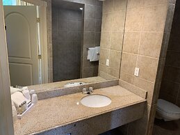 Paradise Stream Resort