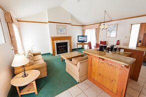 Pinestone Resort & Conference Centre