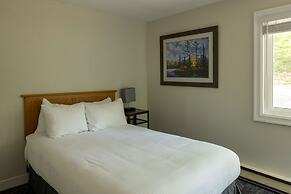 Rocky Crest Golf Resort