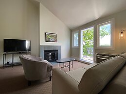 Rocky Crest Golf Resort