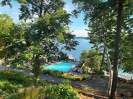 Rocky Crest Golf Resort