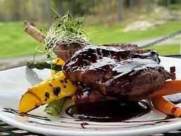 Rocky Crest Golf Resort