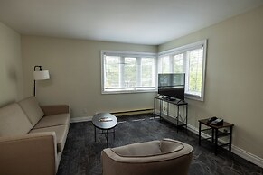 Rocky Crest Golf Resort