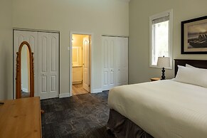 Rocky Crest Golf Resort