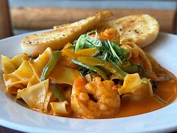 Rocky Crest Golf Resort