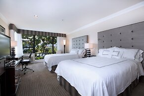 Granville Island Hotel