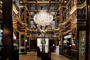 Windsor Arms Hotel
