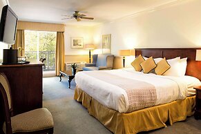 Inn on the Lake, Ascend Hotel Collection