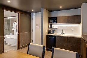 Hôtel & Suites Normandin Quebec