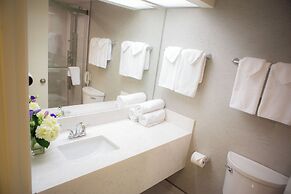 Cartier Place Suite Hotel
