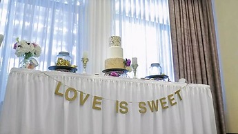 Cartier Place Suite Hotel