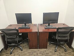 Paradise Inn & Conference Centre