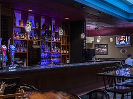 Paradise Inn & Conference Centre