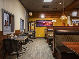 Paradise Inn & Conference Centre