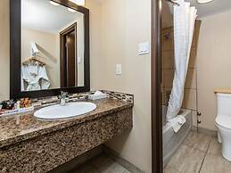 Paradise Inn & Conference Centre