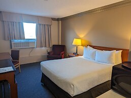 Nomad Hotel and Suites