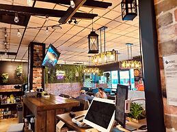 Nomad Hotel and Suites