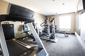 Nomad Hotel and Suites