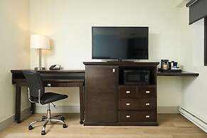 Canad Inns Destination Centre Fort Garry