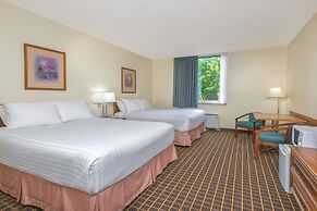 Howard Johnson by Wyndham Tillsonburg