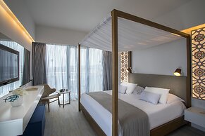 Lordos Beach Hotel & Spa