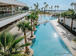 Lordos Beach Hotel & Spa