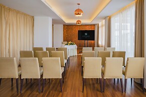 Lordos Beach Hotel & Spa