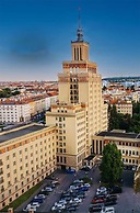Grand Hotel International