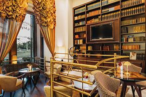 Grand Hotel International