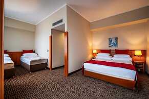 Grand Hotel International