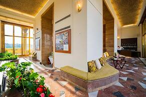 Grand Hotel International