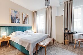 Andante Hotel