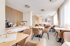 Andante Hotel