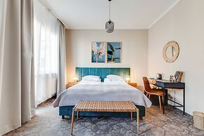 Andante Hotel