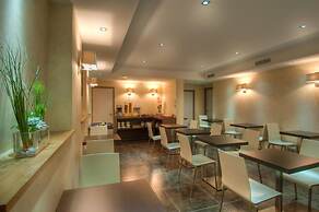 Hotel Claude Bernard Saint Germain