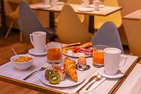 Golden Tulip Opera De Noailles