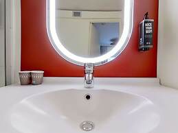 ibis Paris Brancion Parc des Expositions 15ème